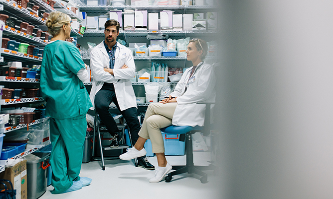 meeting with nurse, doctor and pharmacy guy